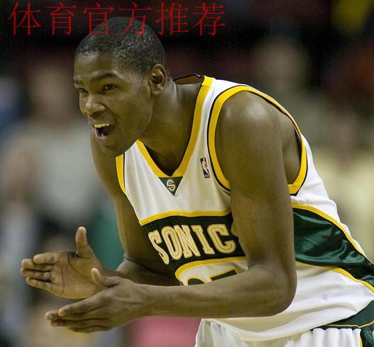 最年轻40分先生!榜首20年后终易主 前10幼詹占3席 一人压KD进前3 最年轻40分先生!榜首20年后终易主 前10幼詹占3席 一人压KD进前3